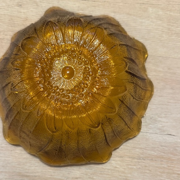 VINTAGE | Indiana Glass Amber Sunflower Bowl, Marigold Carnival Glass 7” 1930’s - Picture 6 of 11